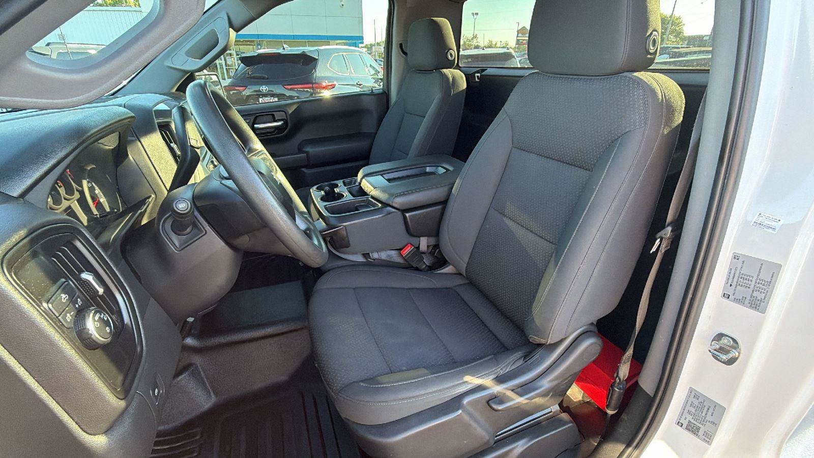 Used 2022 Chevrolet Silverado 1500 W/T RWD image 4