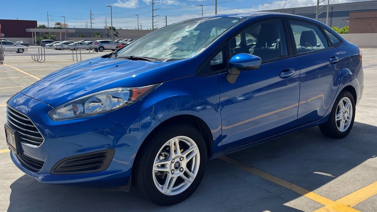 Used 2019 Ford Fiesta SE image 1