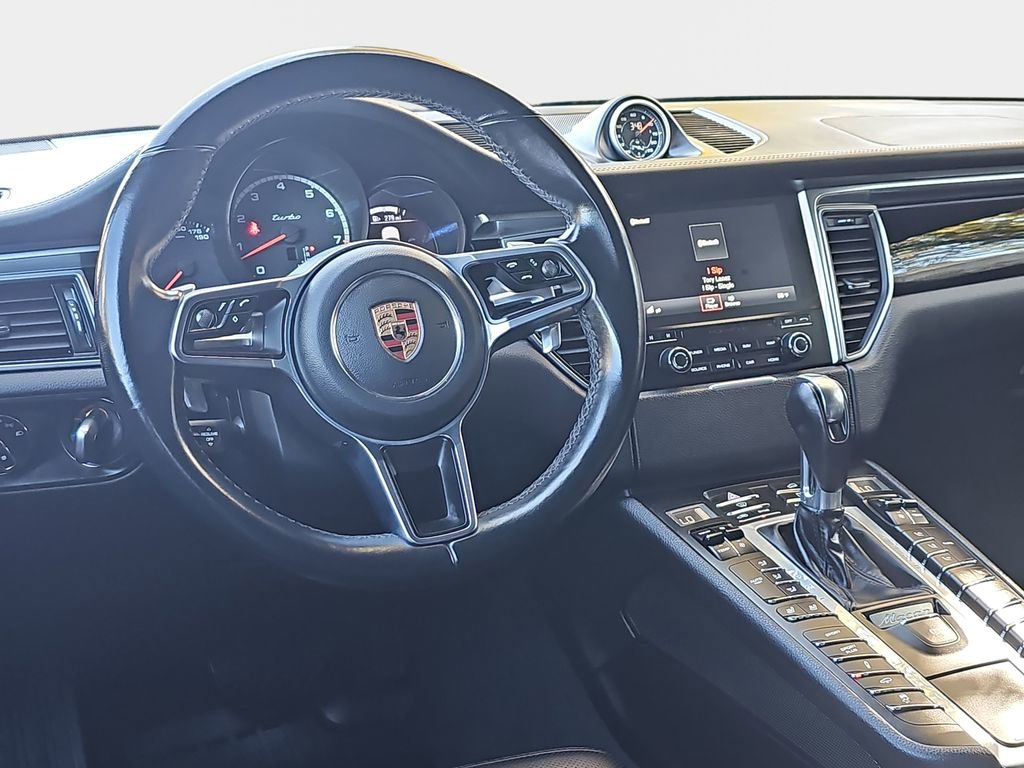 Used 2017 Porsche Macan Turbo AWD/4WD image 19