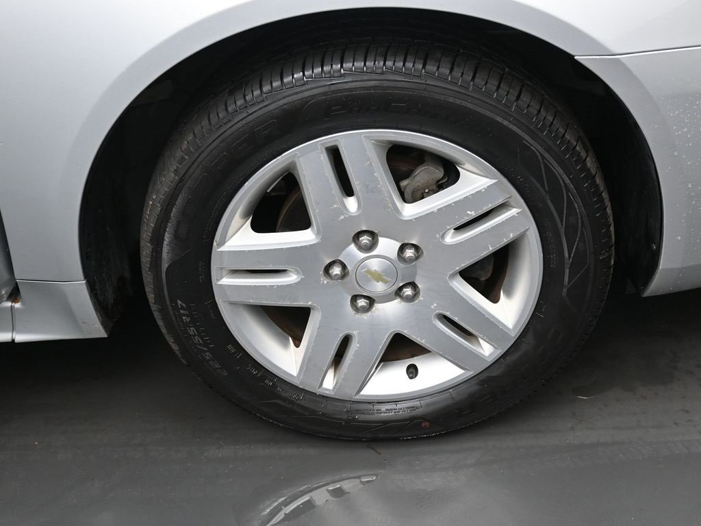 Used 2013 Chevrolet Impala LT w/ LT Sunroof Package image 37