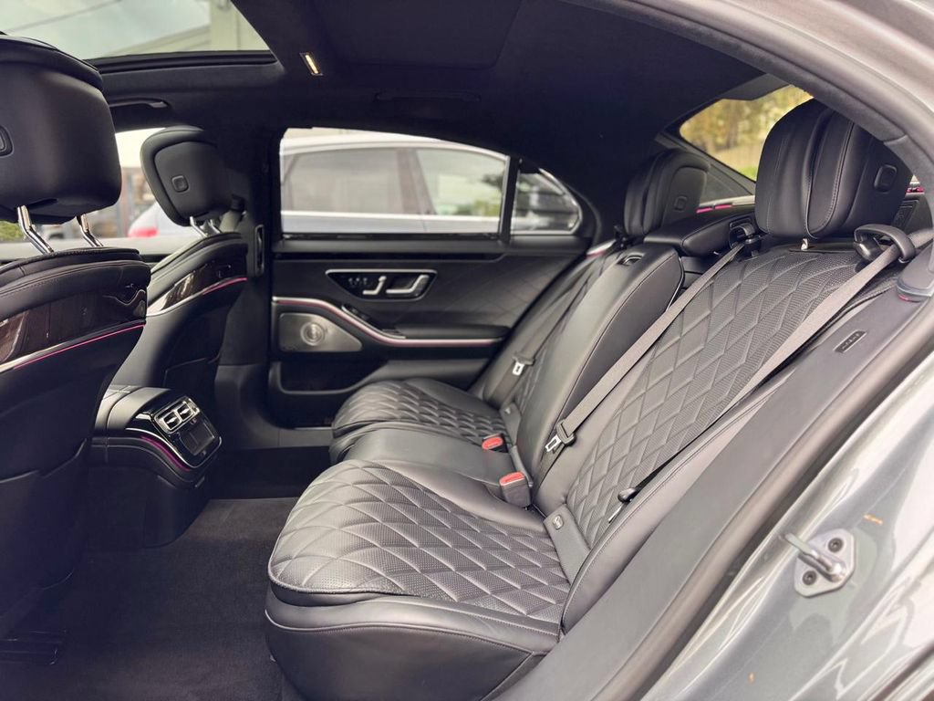 Used 2022 Mercedes-Benz S 580 4MATIC Sedan image 24