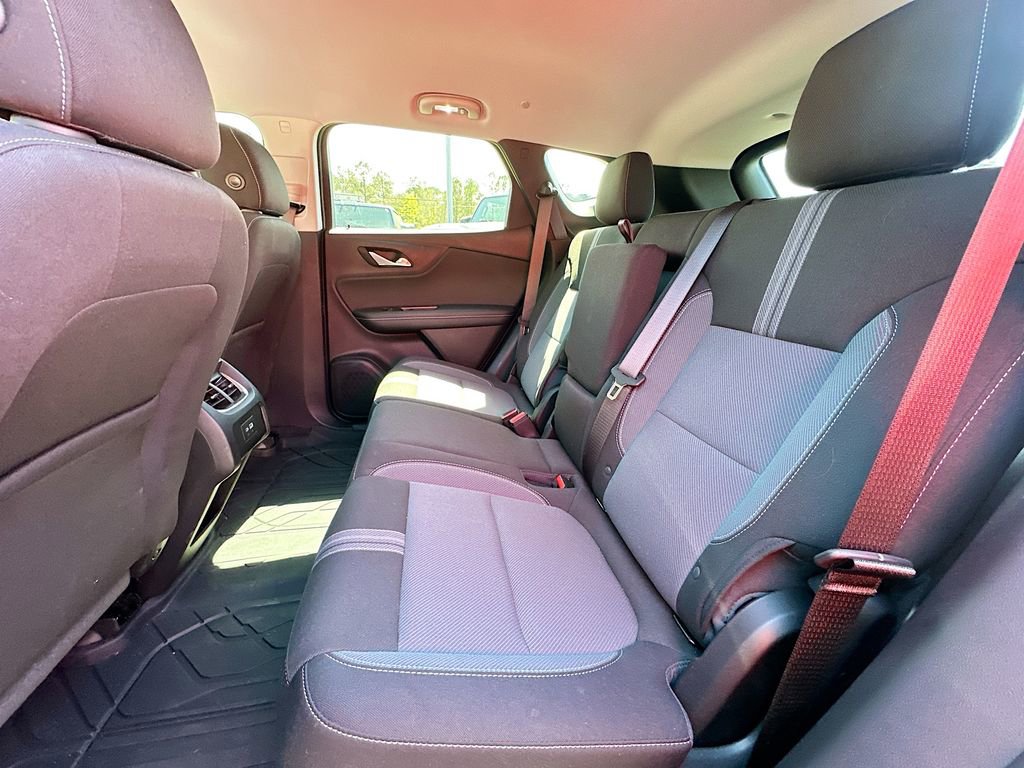 Used 2024 Chevrolet Blazer LT w/ Convenience Package image 4
