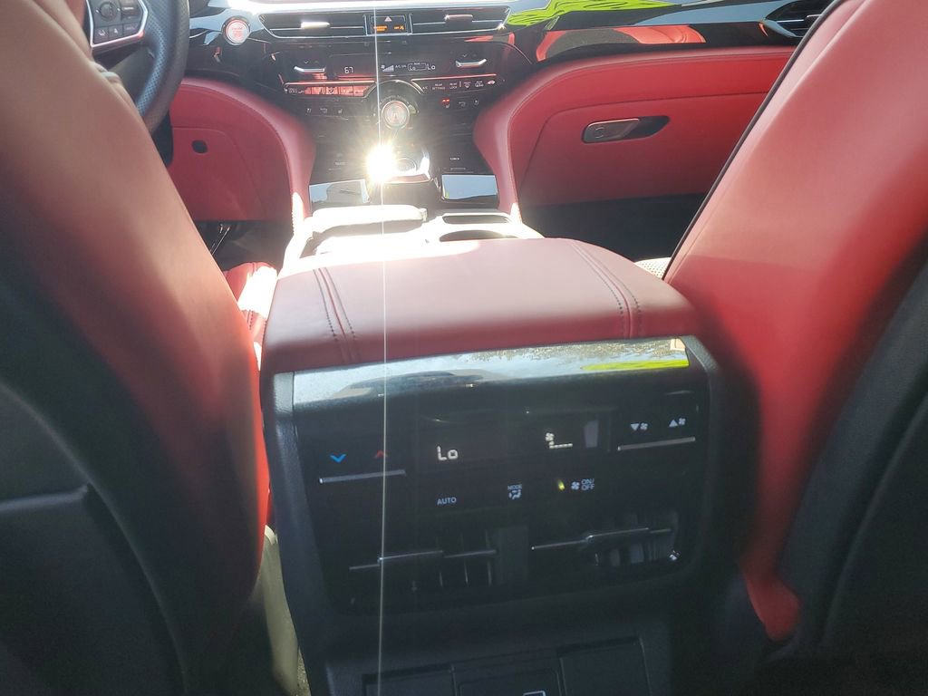 Used 2022 Acura MDX A-Spec image 17