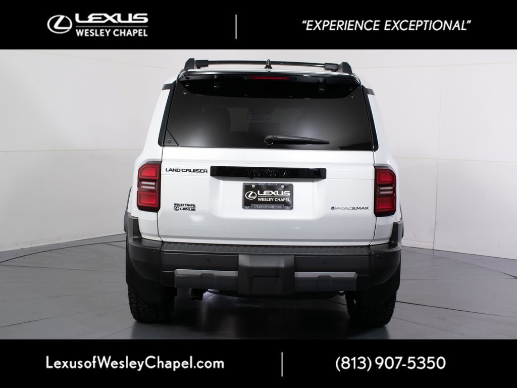 Used 2025 Toyota Land Cruiser w/ Premium Package AWD/4WD image 5