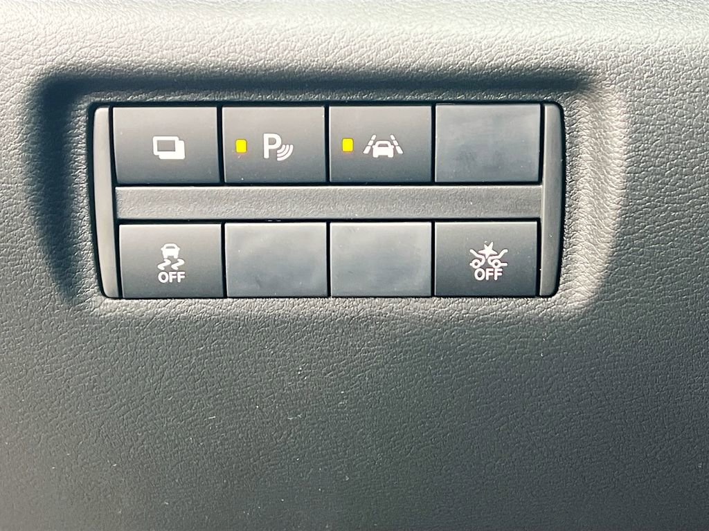 Used 2025 Nissan Versa S w/ Trunk Package FWD image 10