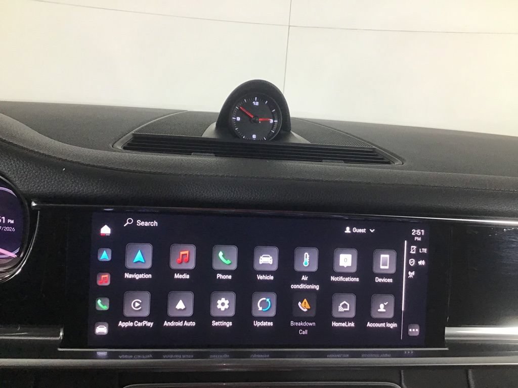 Certified 2023 Porsche Panamera 4 AWD/4WD image 34