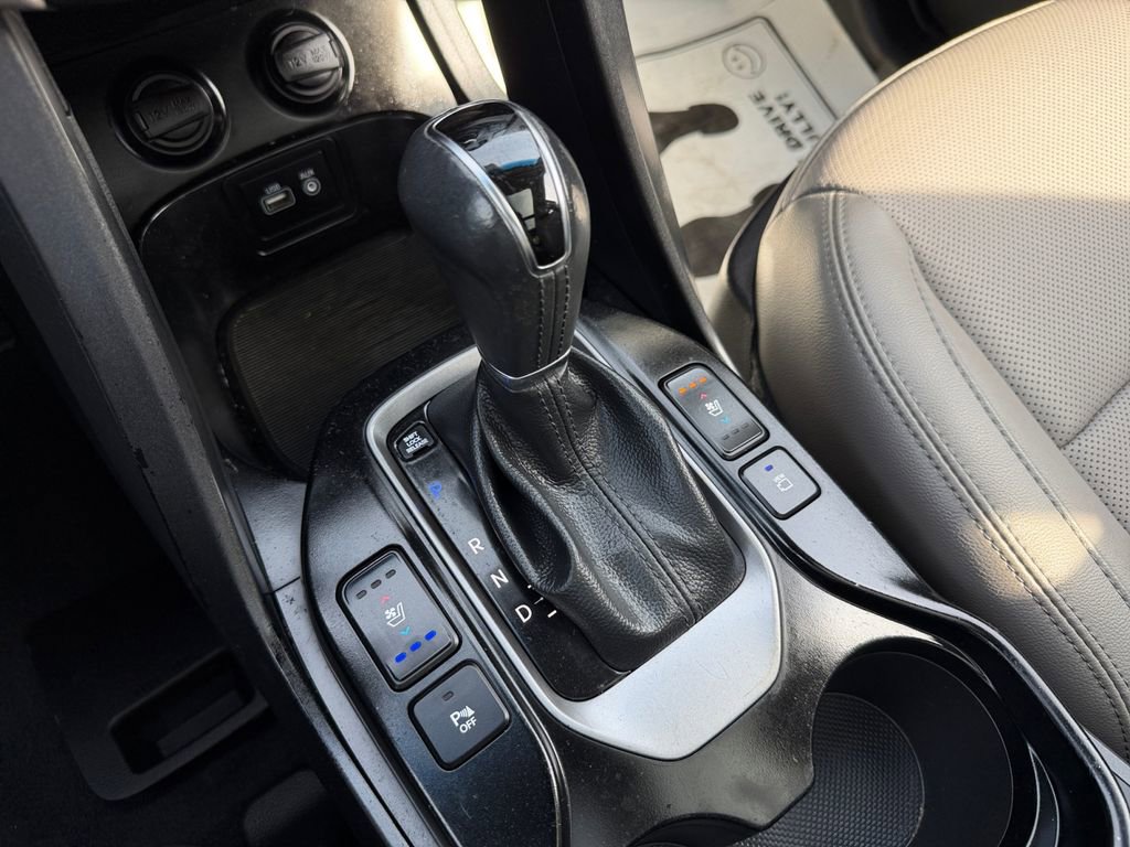 Used 2017 Hyundai Santa Fe Sport image 10