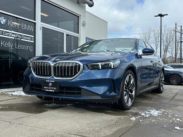 Certified 2024 BMW 530i xDrive 530i xDrive Sedan w/ Premium Package image 3