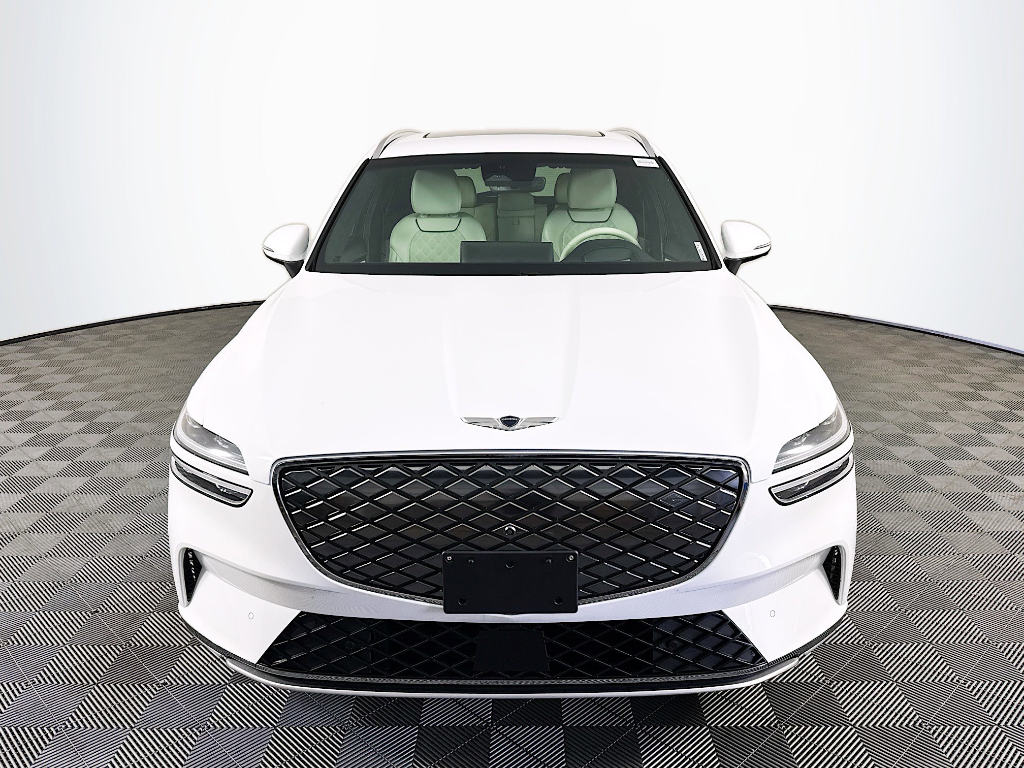 Used 2024 Genesis Electrified GV70 Advanced w/ Prestige Package image 2