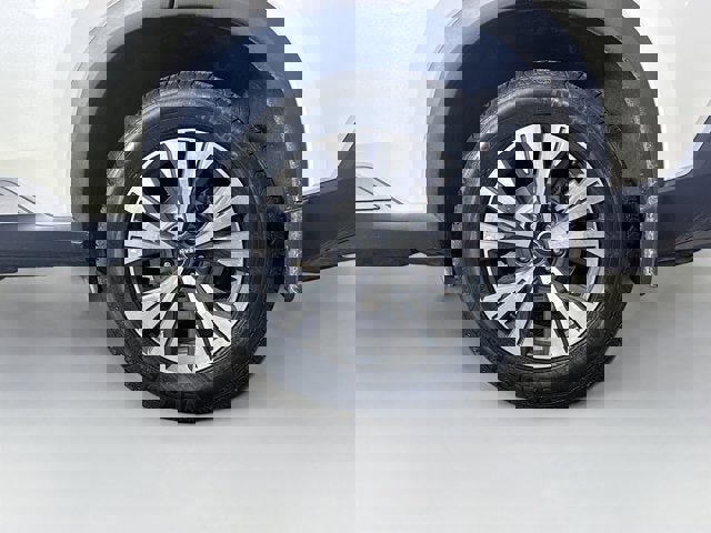 Certified 2023 Nissan Rogue SV image 24