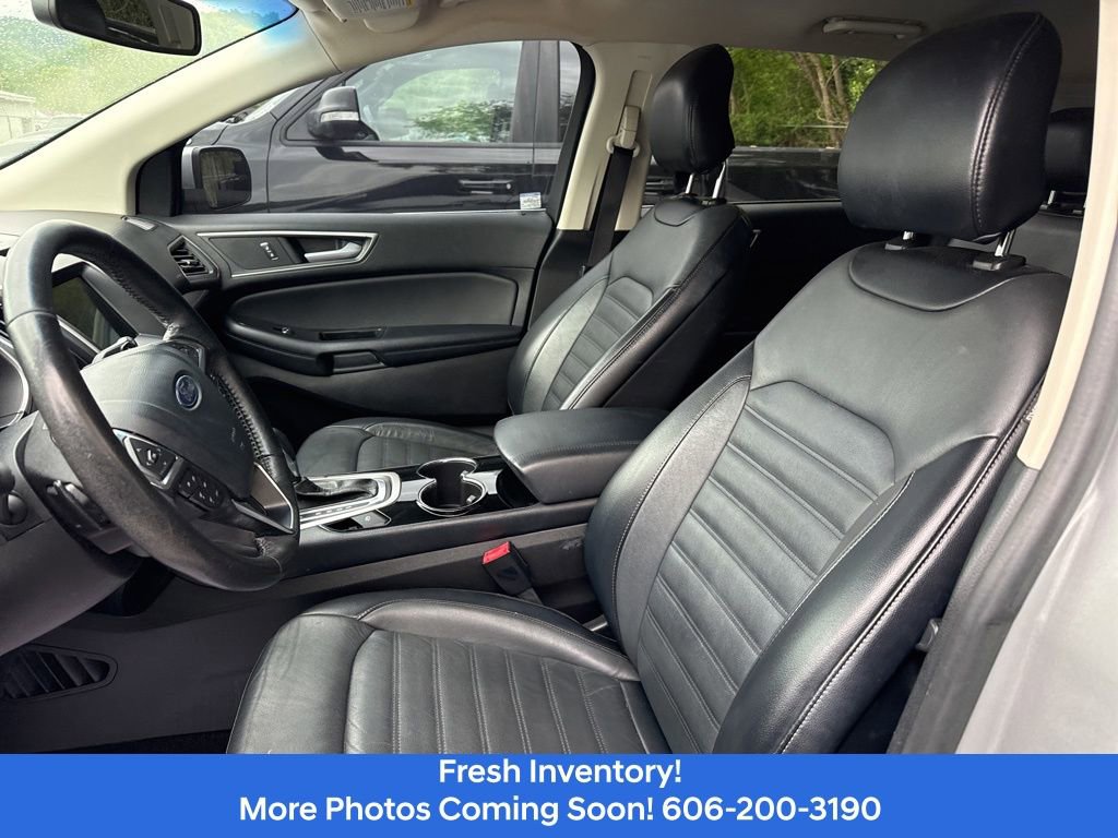 Used 2018 Ford Edge SEL w/ Equipment Group 201A AWD/4WD image 11