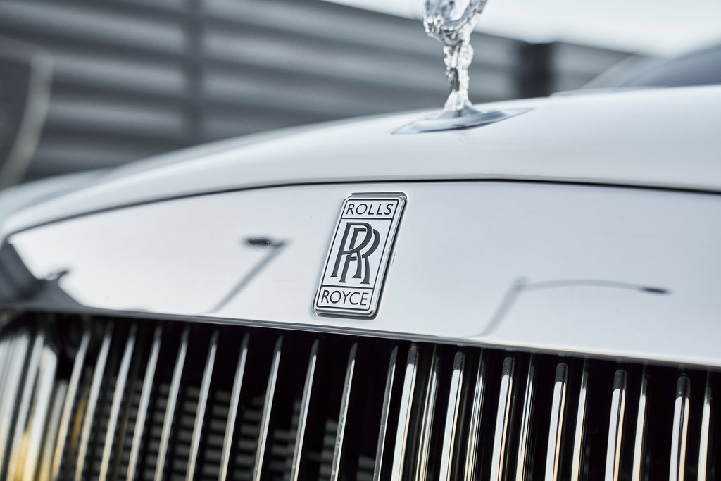 Used 2017 Rolls-Royce Dawn image 8