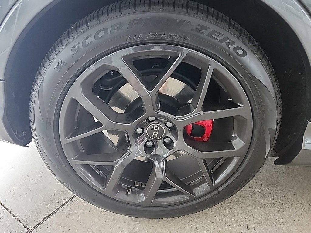 Used 2025 Audi SQ7 Prestige image 11