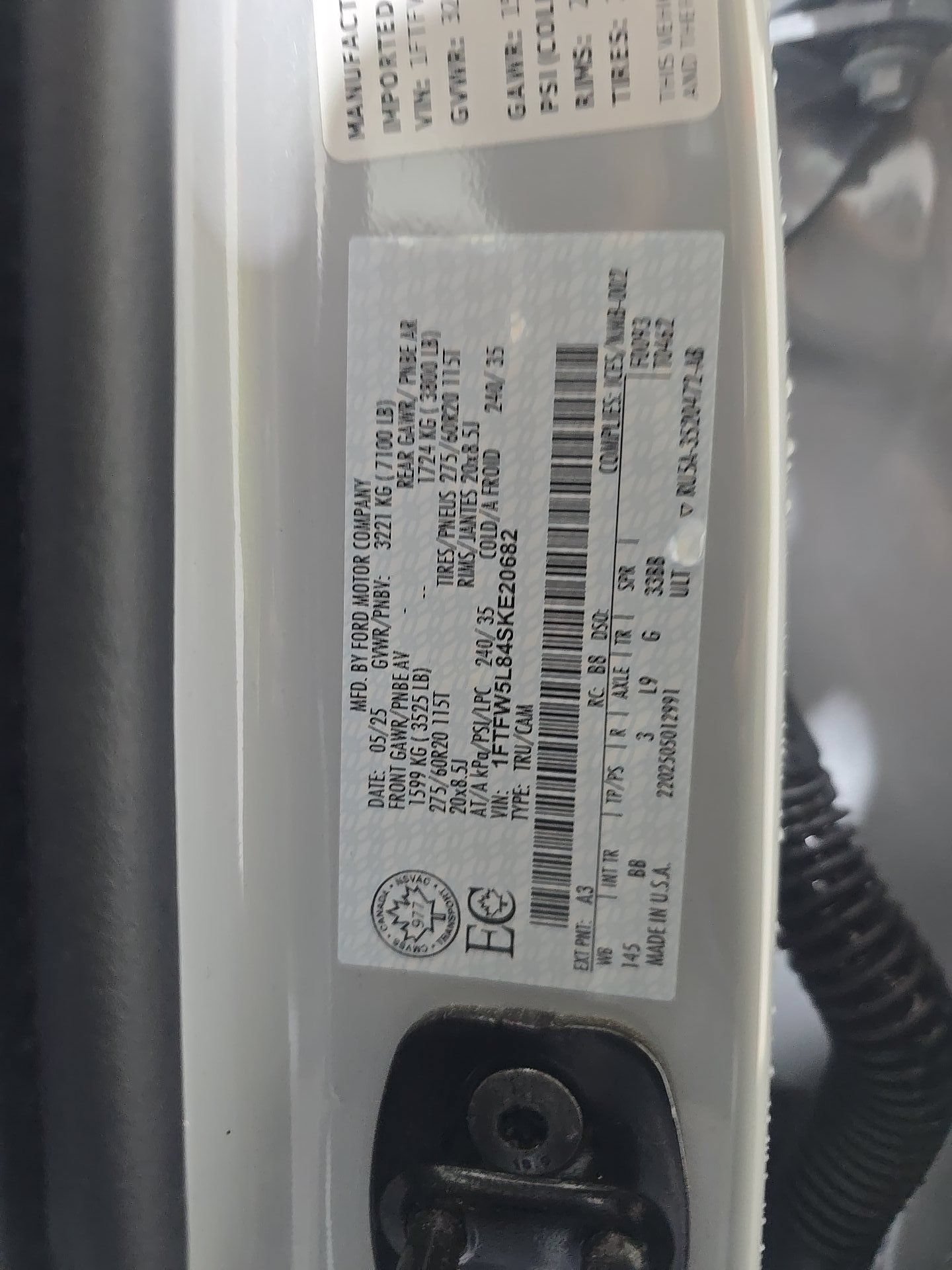 Used 2025 Ford F150 Lariat AWD/4WD image 15