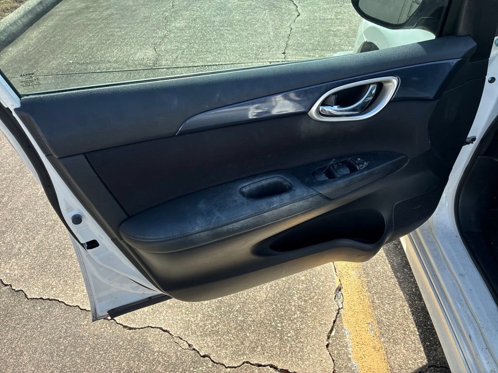 Used 2019 Nissan Sentra SR FWD image 26
