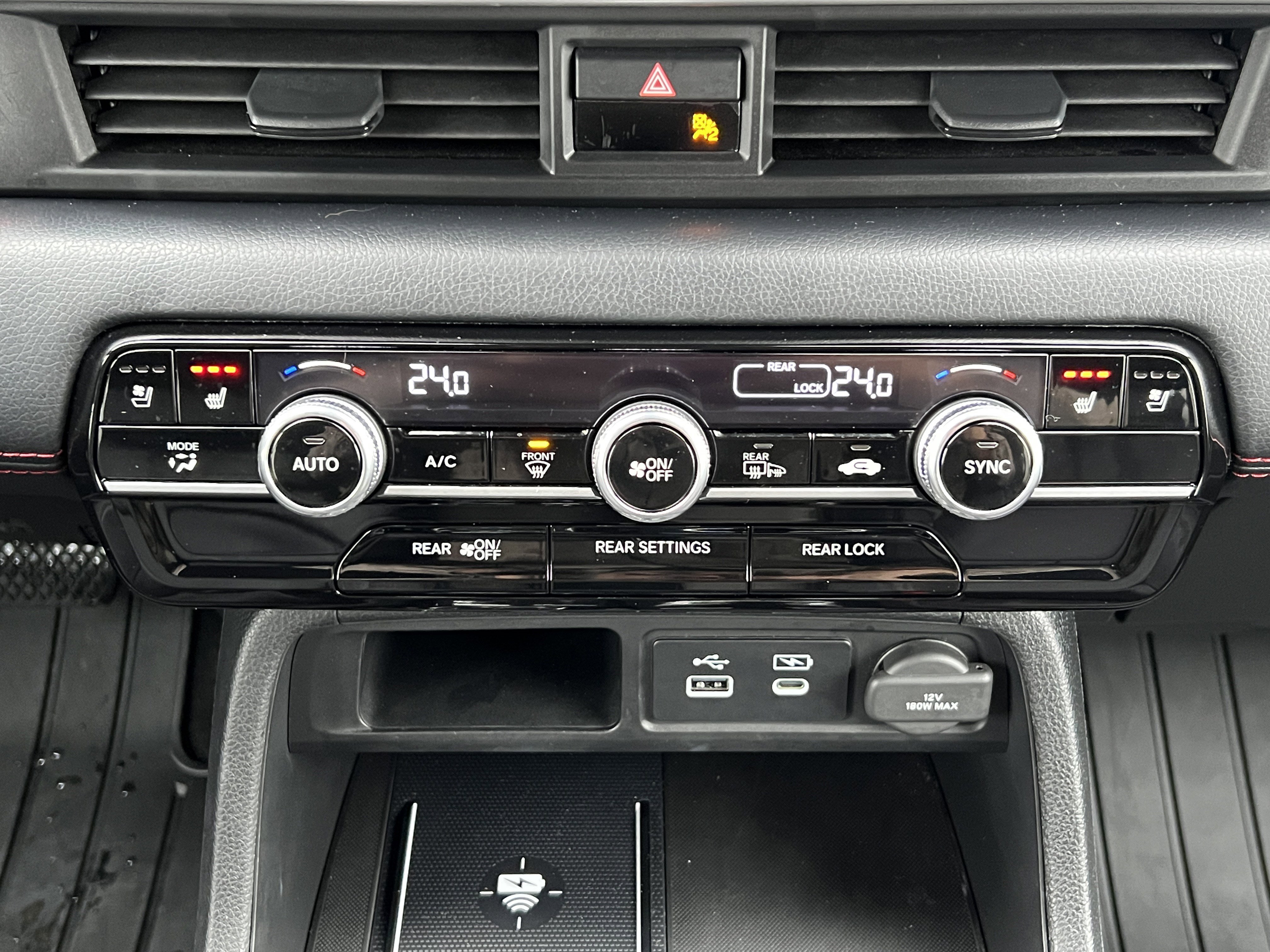 Used 2025 Honda Pilot Black Edition image 33