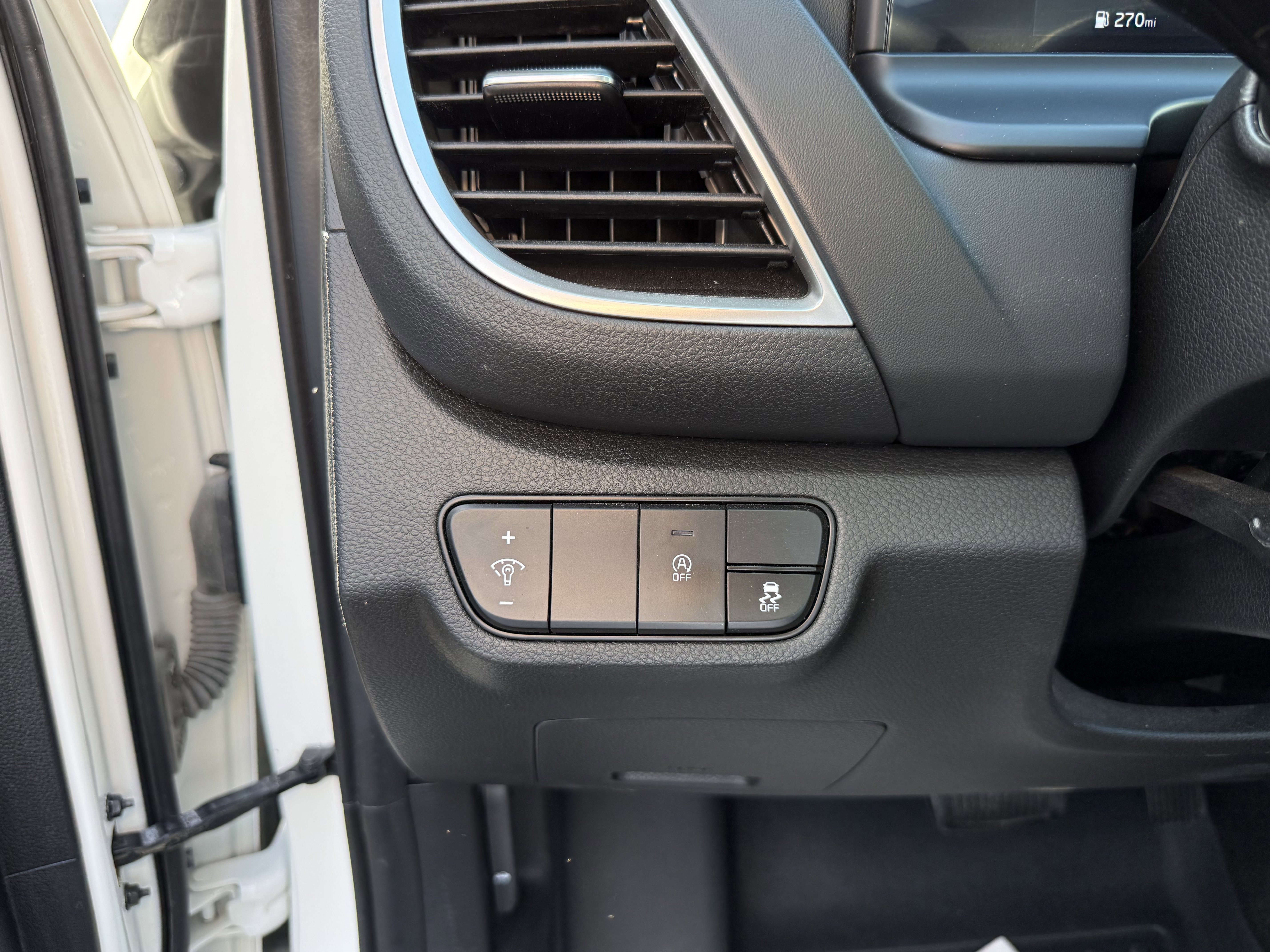 Used 2024 Kia Seltos EX image 12