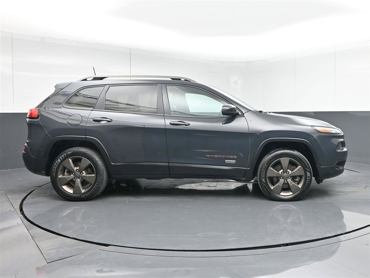 Used 2017 Jeep Cherokee 75th Anniversary AWD/4WD image 4