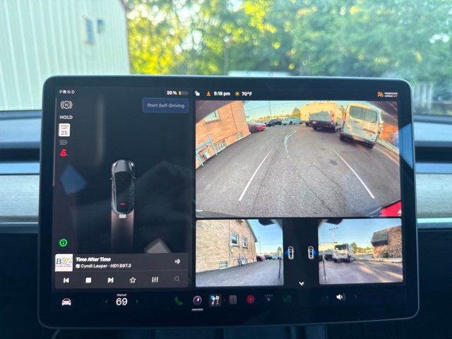 Used 2021 Tesla Model Y Long Range AWD/4WD image 32