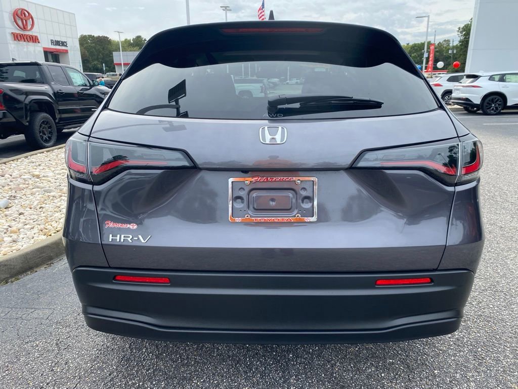 Used 2026 Honda HR-V LX image 10