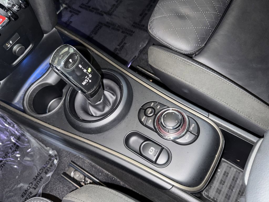 Used 2022 MINI Cooper Countryman S w/ Boardwalk Edition image 28