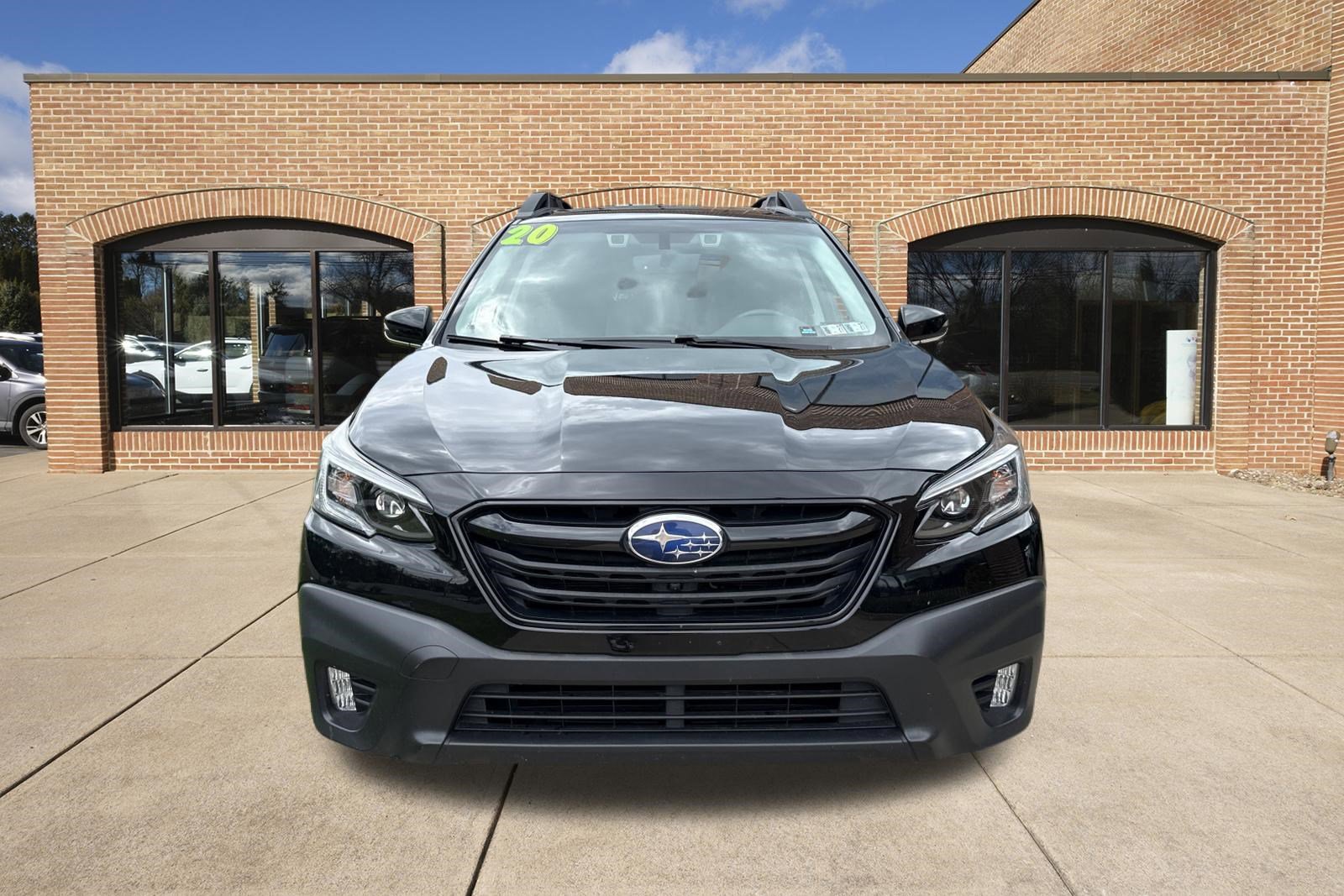 Used 2020 Subaru Outback Onyx Edition XT w/ Popular Package #2 AWD/4WD image 16