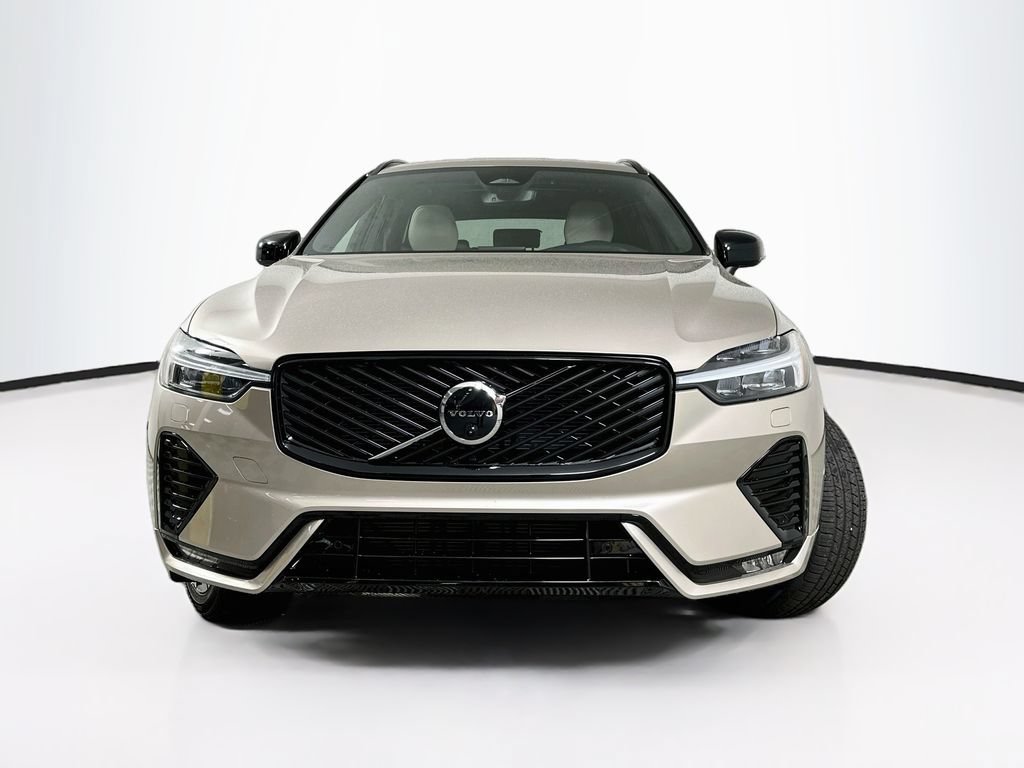 Used 2026 Volvo XC60 B5 Plus w/ Protection Package Premier AWD/4WD image 5