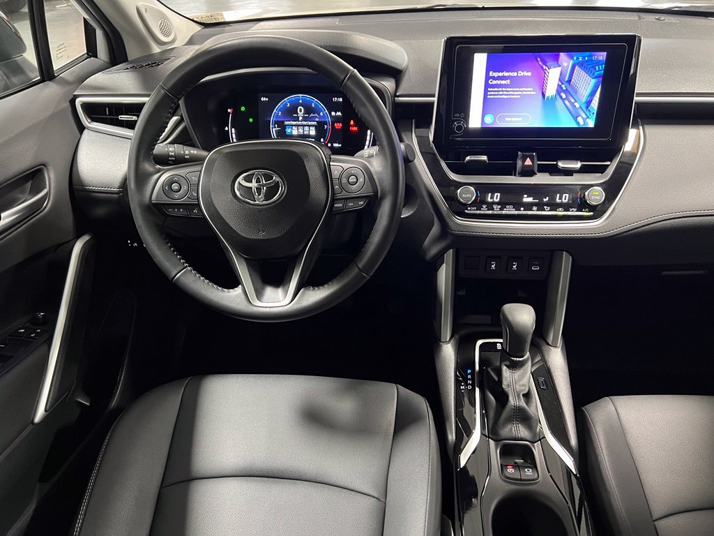 Certified 2025 Toyota Corolla Cross XLE w/ Convenience Package AWD/4WD image 34