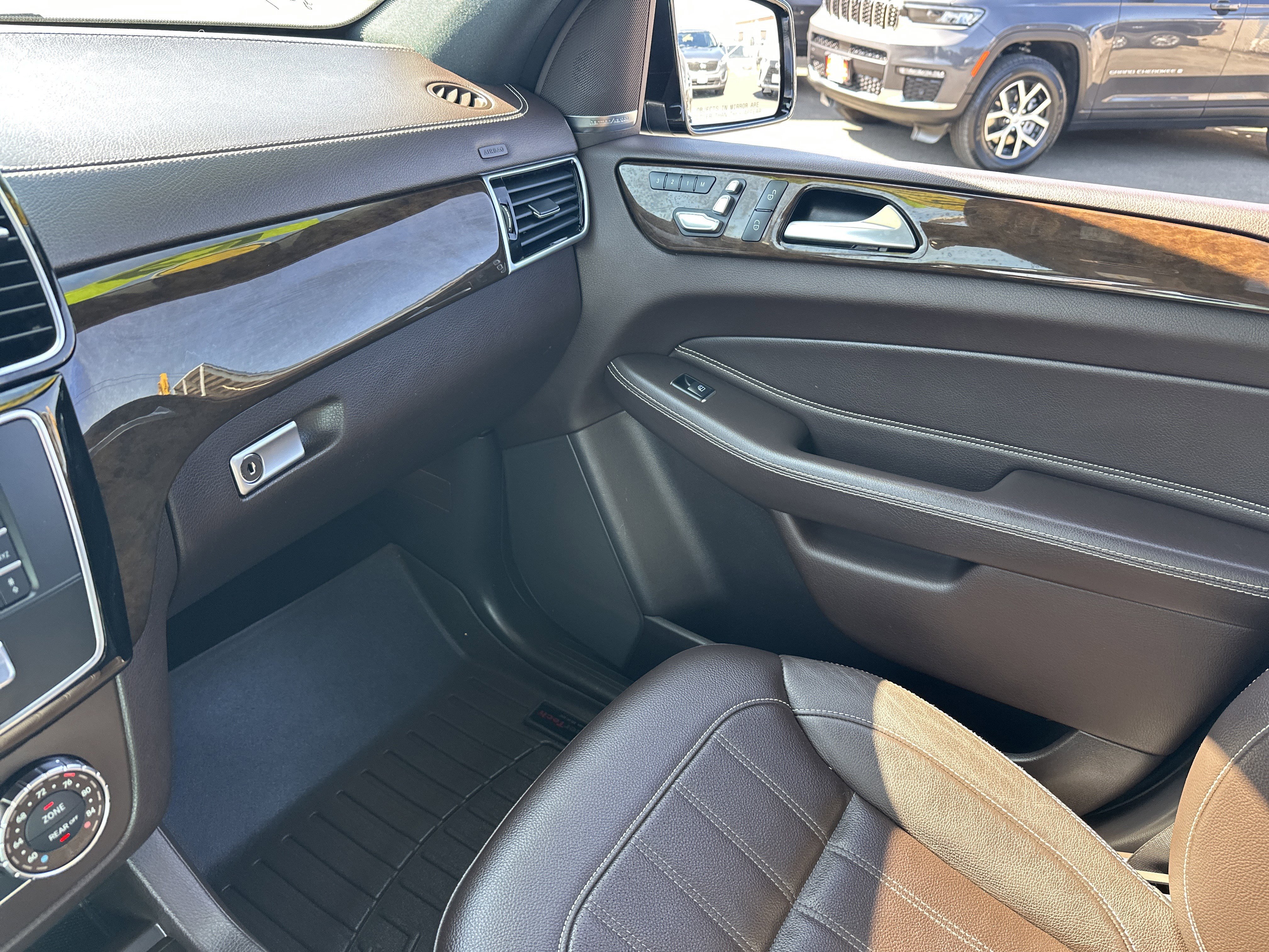 Used 2019 Mercedes-Benz GLS 450 4MATIC image 24