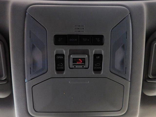 Used 2022 Toyota RAV4 Limited image 48