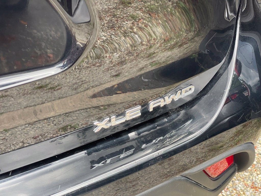 Used 2023 Toyota Highlander XLE AWD/4WD image 34