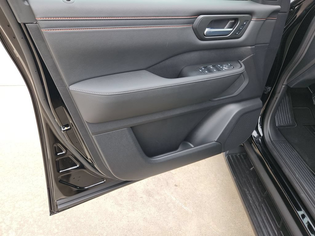 New 2026 Nissan Armada PRO-4X AWD/4WD image 24