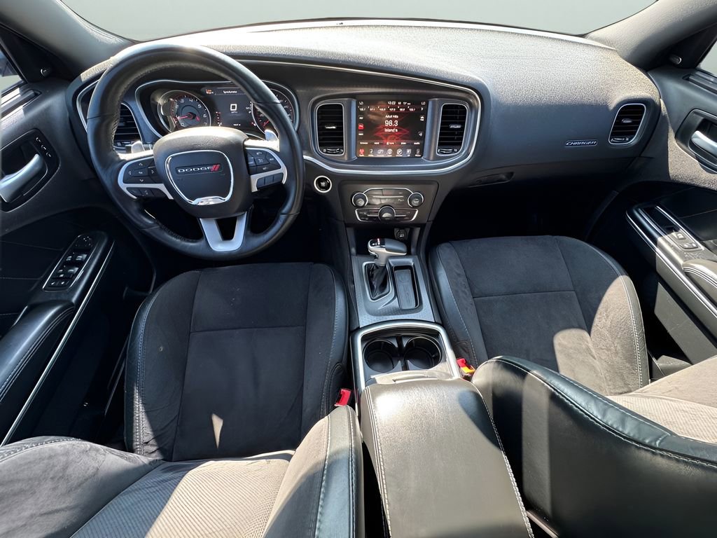 Used 2016 Dodge Charger R/T image 12