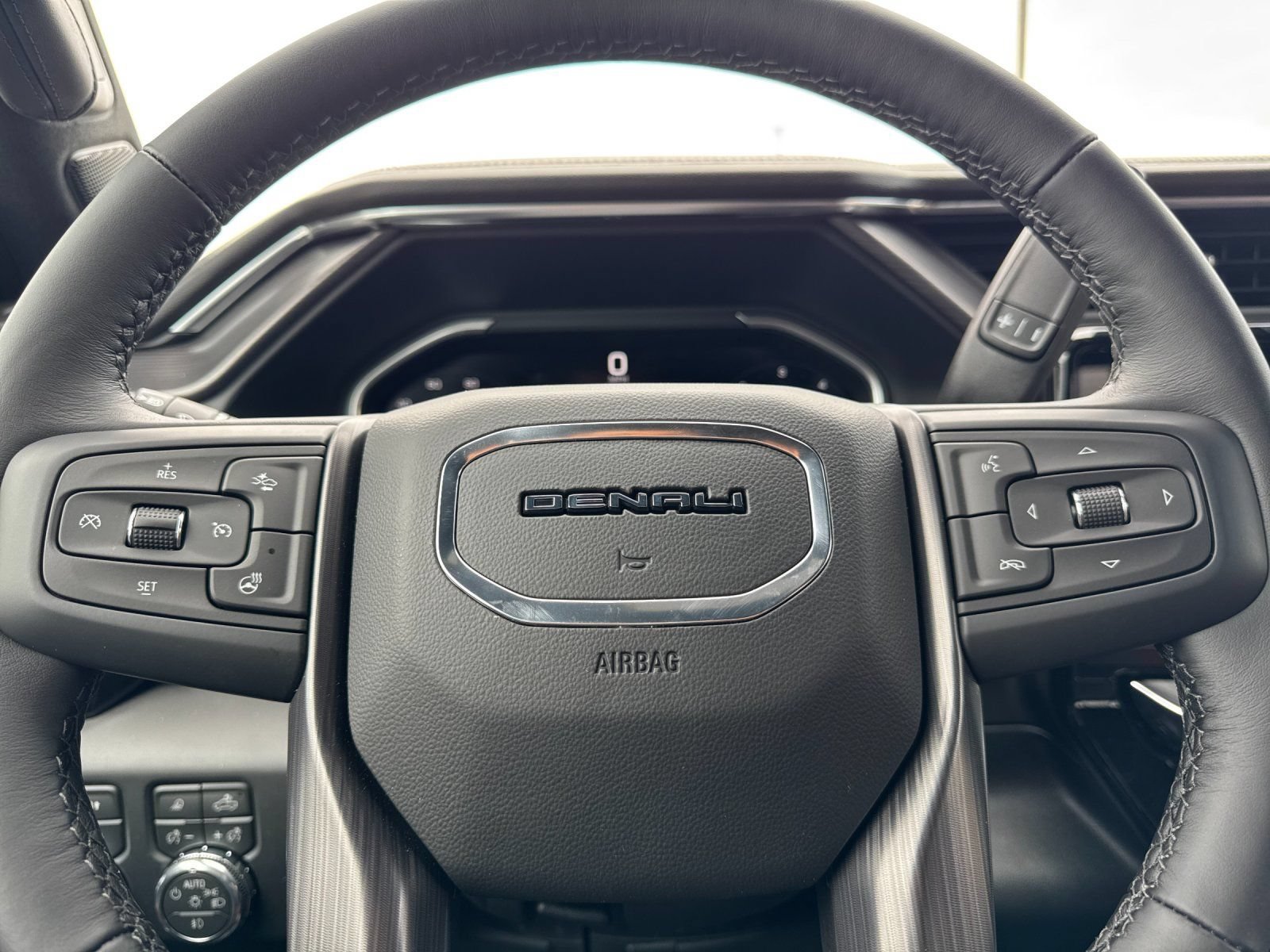 New 2026 GMC Sierra 2500 Denali Ultimate AWD/4WD image 23