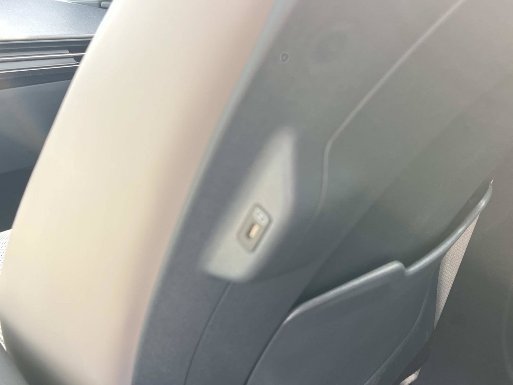 Used 2024 Kia EV6 Wind RWD image 21