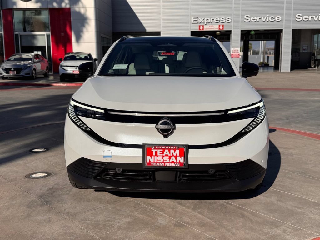 New 2026 Nissan Leaf Platinum+ w/ Cargo Package (Platinum+) FWD image 3