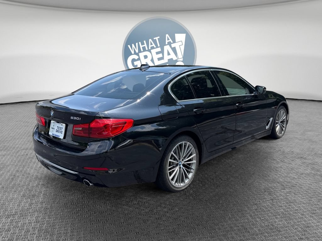 Used 2020 BMW 530i xDrive w/ Premium Package AWD/4WD image 3