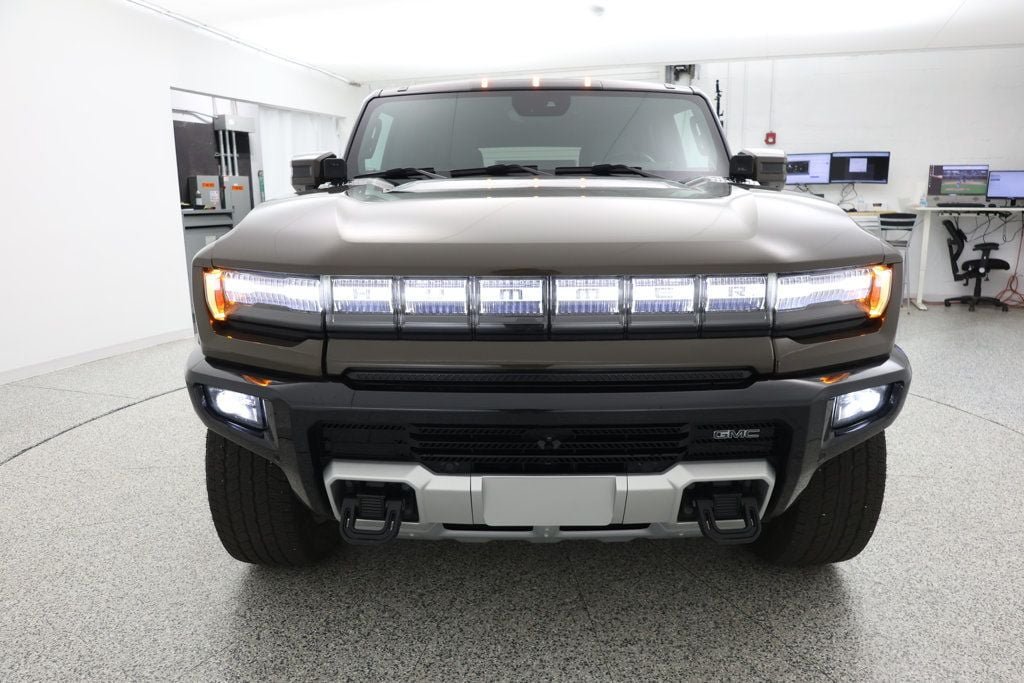 Used 2025 GMC Hummer EV 3X w/ LPO, Illumination Package AWD/4WD image 2