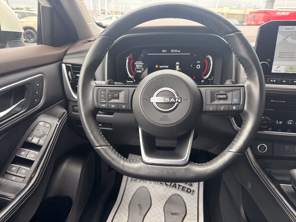 Used 2023 Nissan Rogue Platinum w/ Platinum Premium Package AWD/4WD image 26