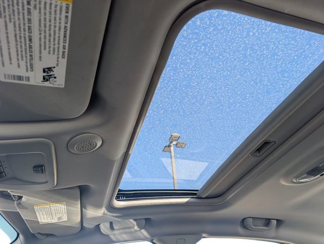 Used 2015 Chevrolet Impala LTZ image 12