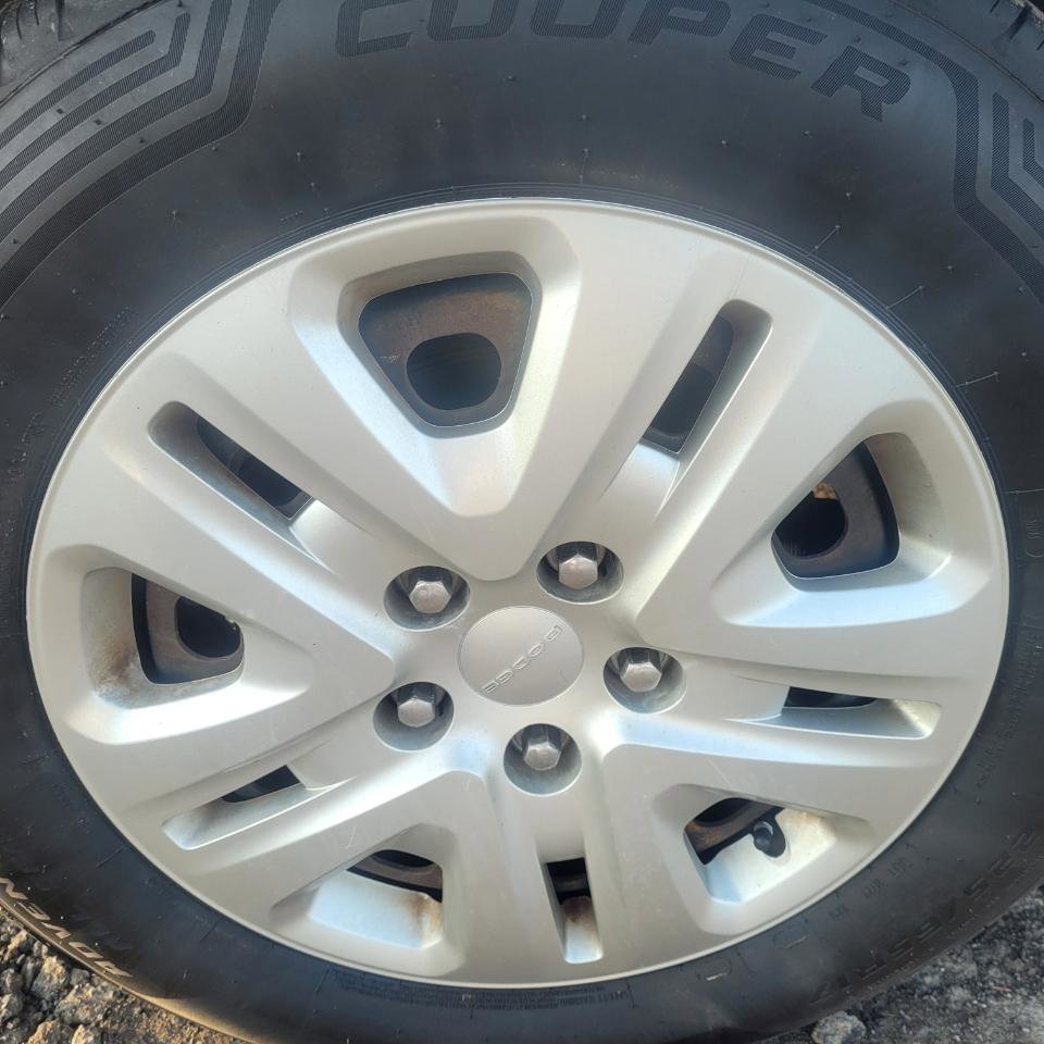 Used 2018 Dodge Grand Caravan SE w/ UConnect Hands-Free Group image 36