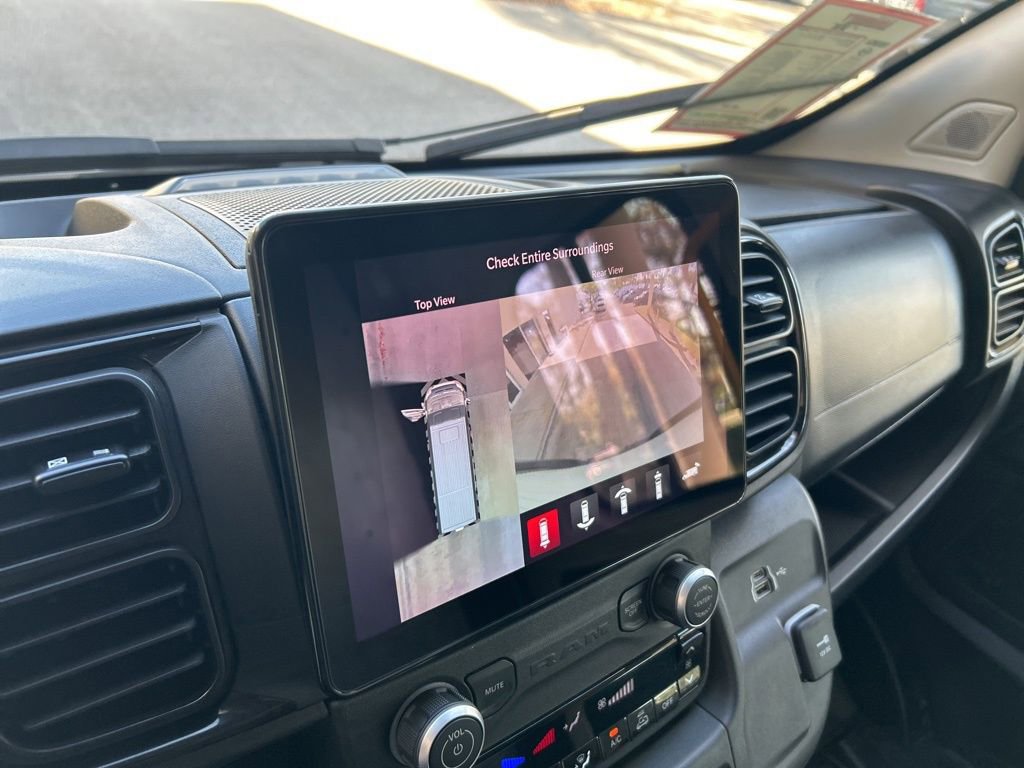 Used 2024 RAM ProMaster 3500 w/ Delivery Van Package image 9