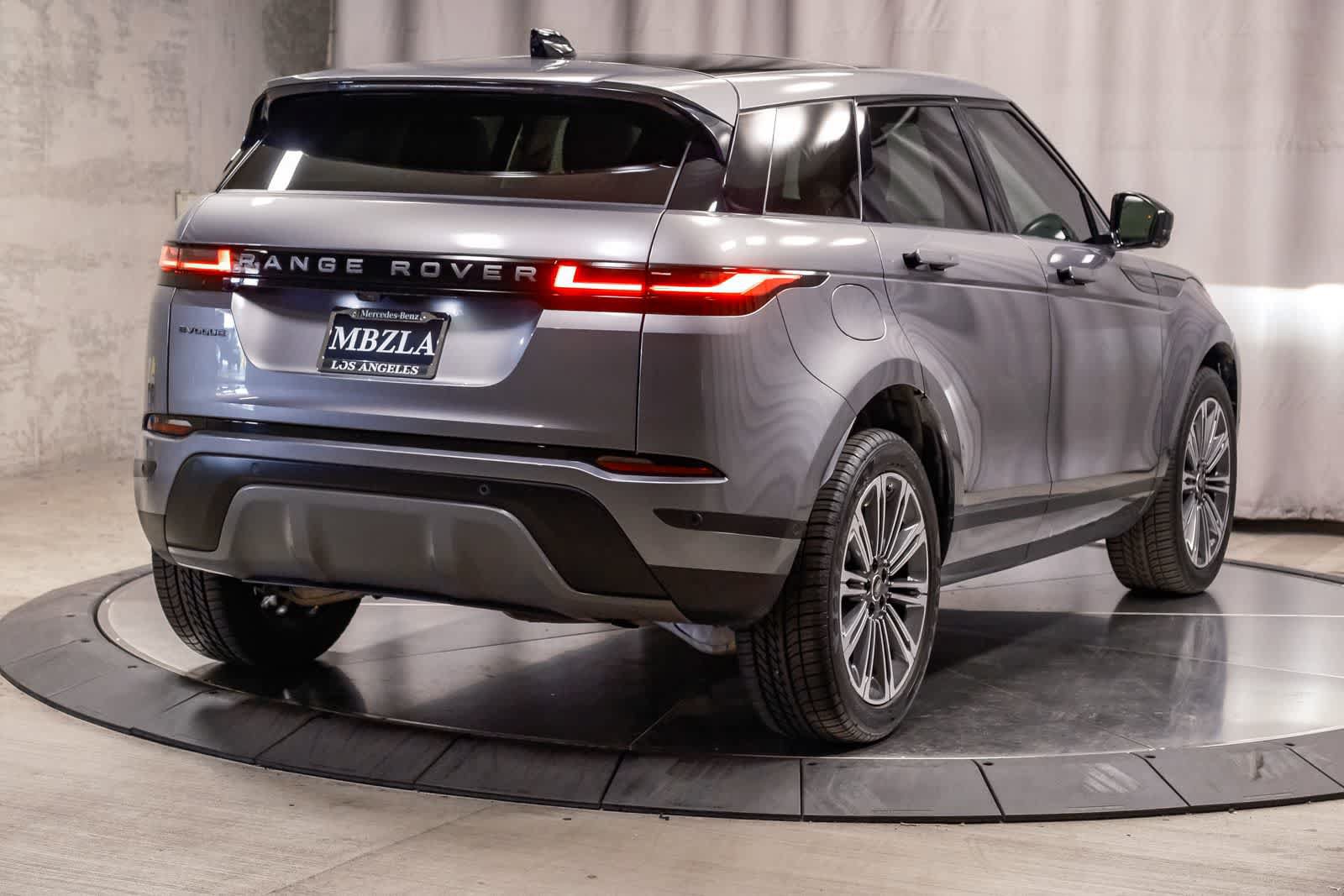 Used 2025 Land Rover Range Rover Evoque S AWD/4WD image 4