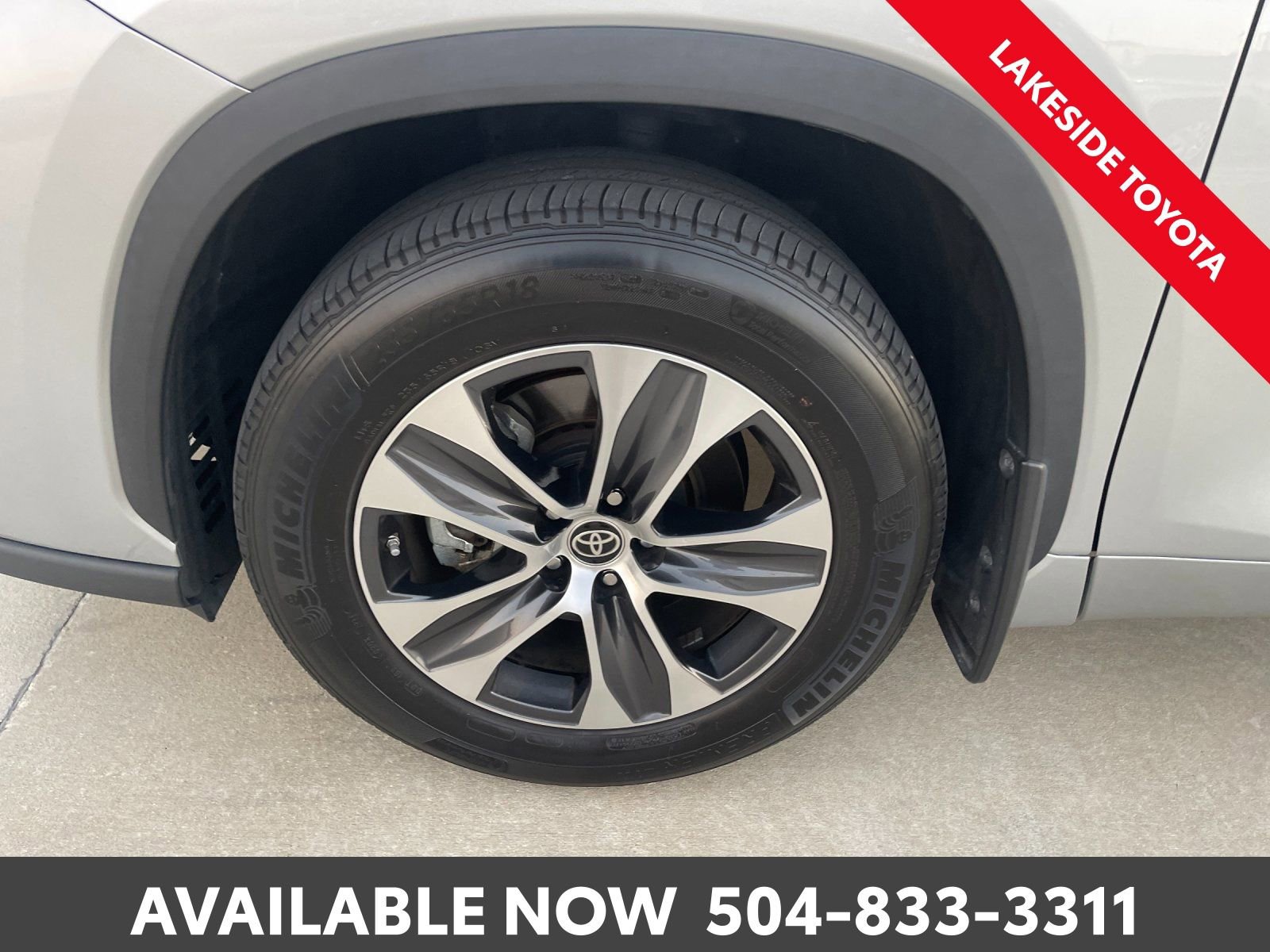 Used 2023 Toyota Highlander L image 10