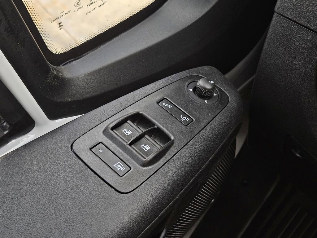 New 2026 RAM ProMaster 2500 w/ Convenience Group image 31