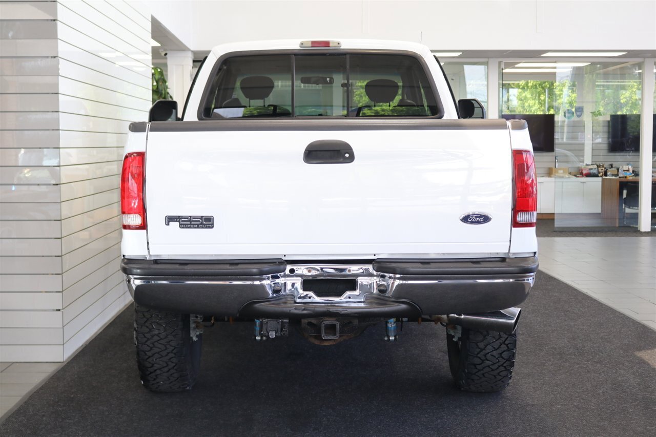 Used 2002 Ford F250 XLT AWD/4WD image 9