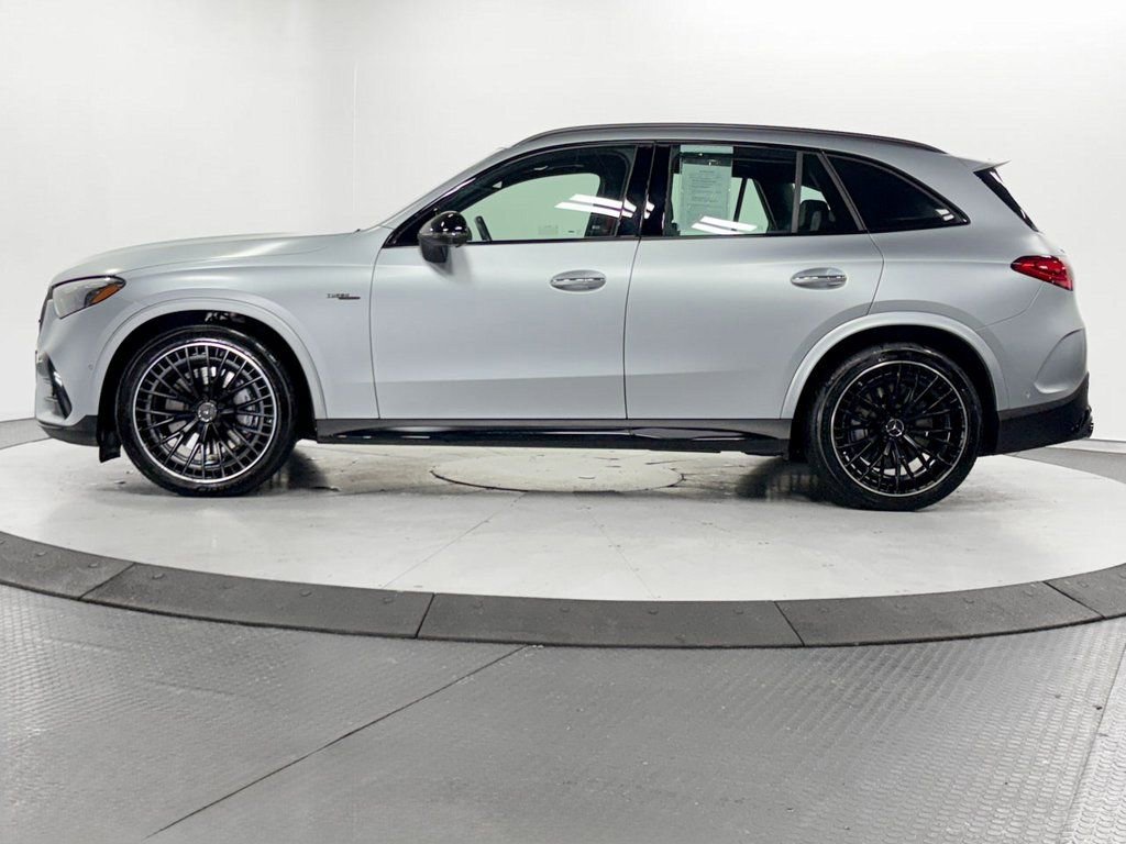 Used 2024 Mercedes-Benz GLC 43 AMG 4MATIC w/ Driver Assistance Package image 4