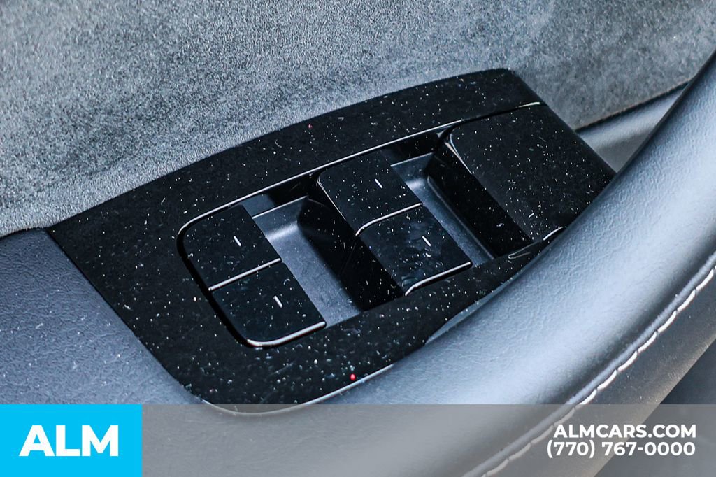 Used 2021 Tesla Model Y Long Range image 43