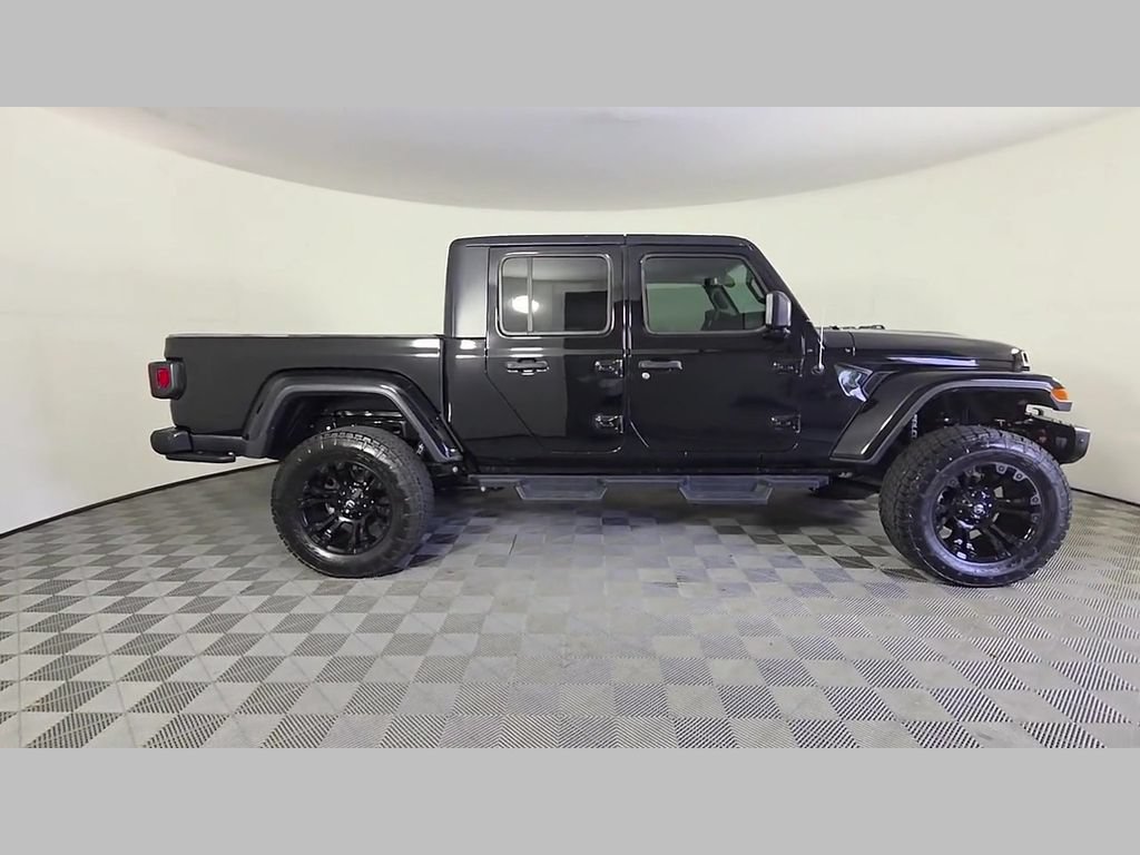 Used 2021 Jeep Gladiator Sport AWD/4WD image 35