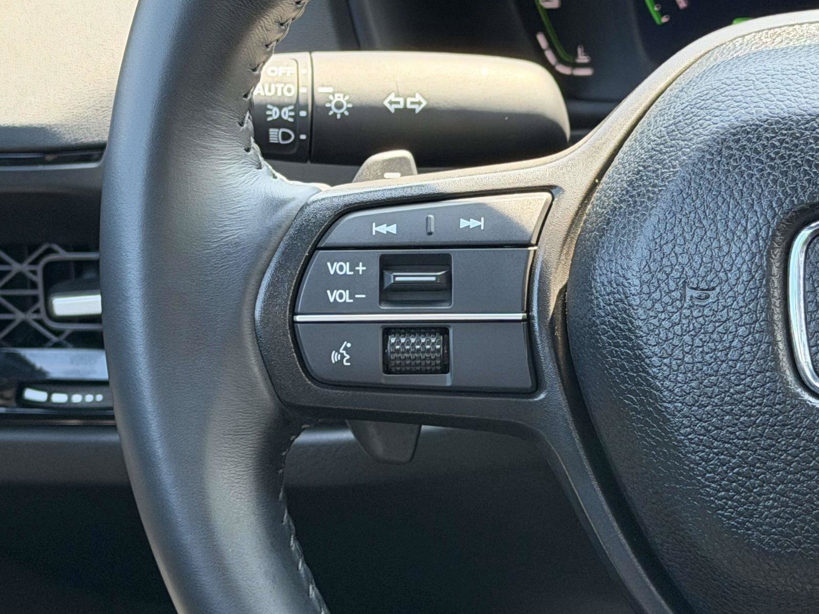 Certified 2025 Honda Accord Sport image 19